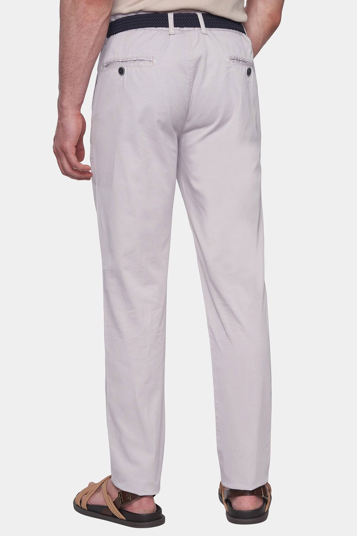 The Timeless Chino (Off White)