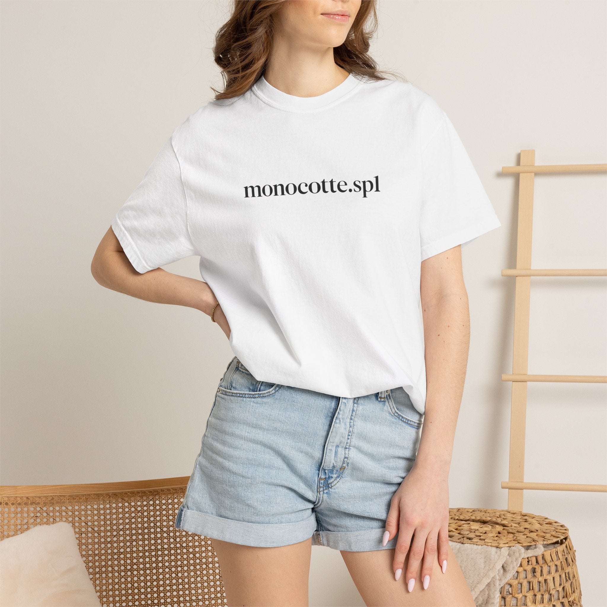 Minimalist 'monocotte.spl' Logo T-Shirt