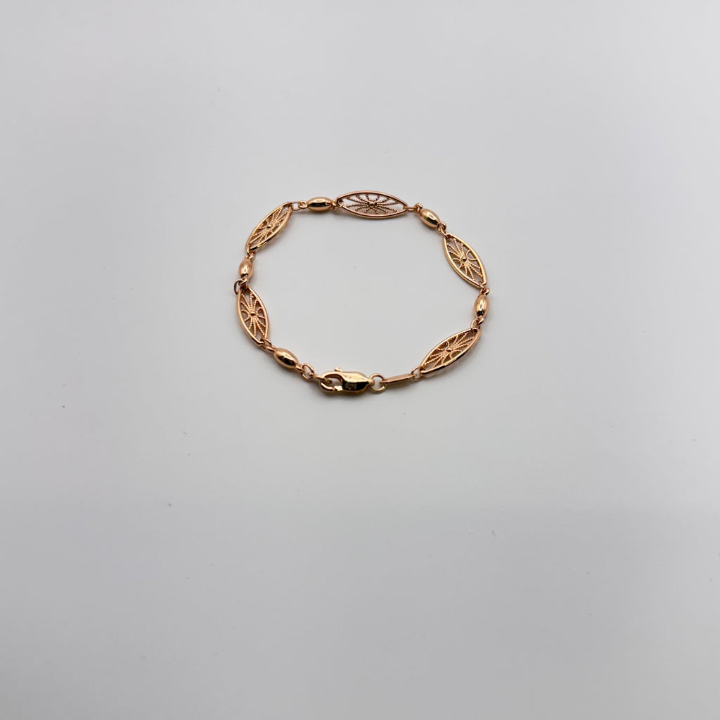Elegant Rose Gold Filigree Bracelet - Hypoallergenic Stainless Steel Marquise Link Design | Women's | Amtikiss Casuals
