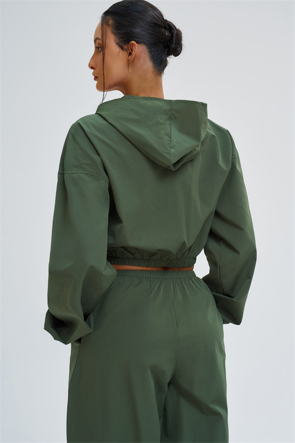 The Svelte UV protection Crop Hoodie Sweatpants 2-Piece Set