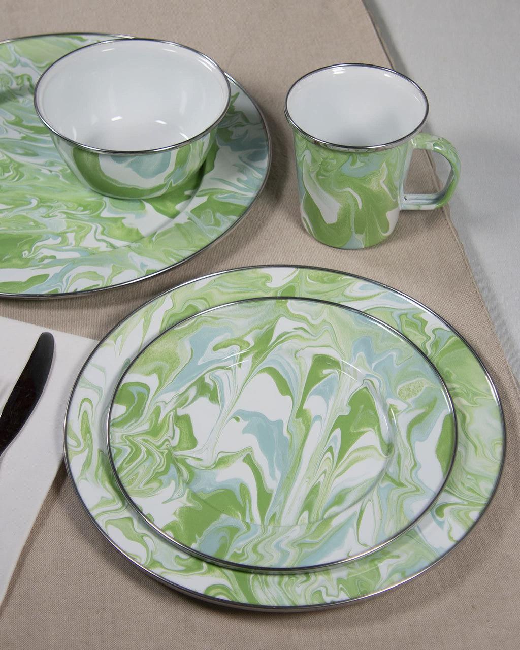 Golden Rabbit Enamelware Mixing Bowls Set of 3 (Modern Monet)