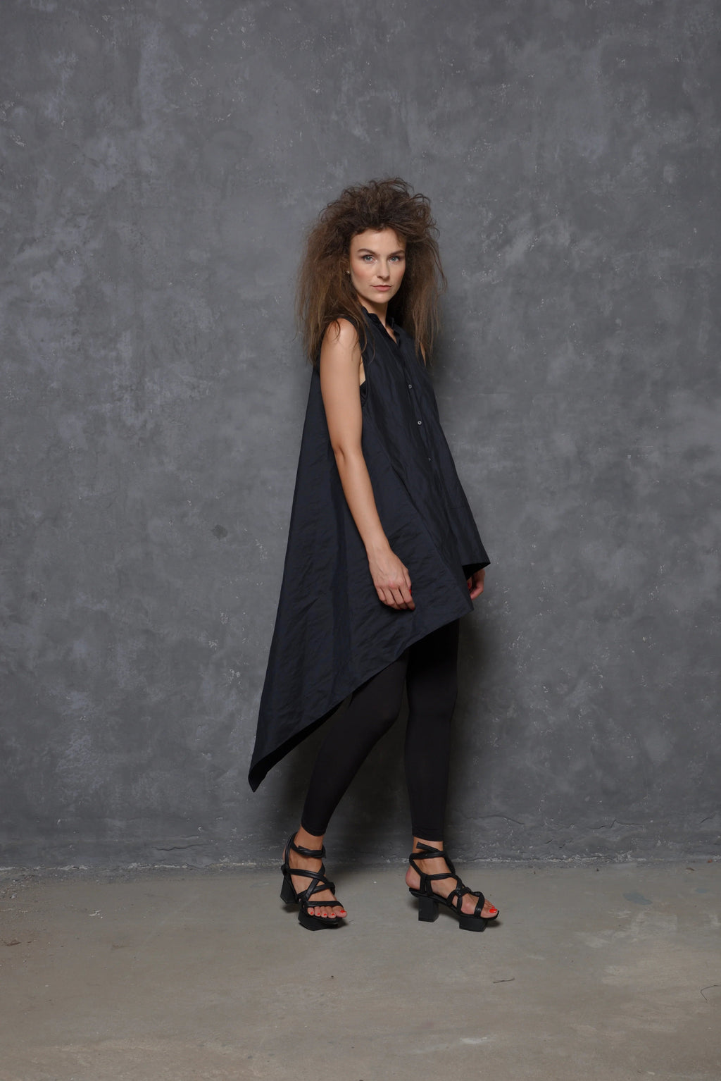 Sleeveless Asymmetrical Tunic Shirt