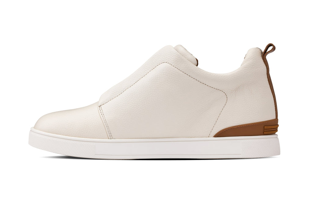CALTO - J1933  - 2.6 Inches Taller (Off-White) - Slip-On  Snoafers