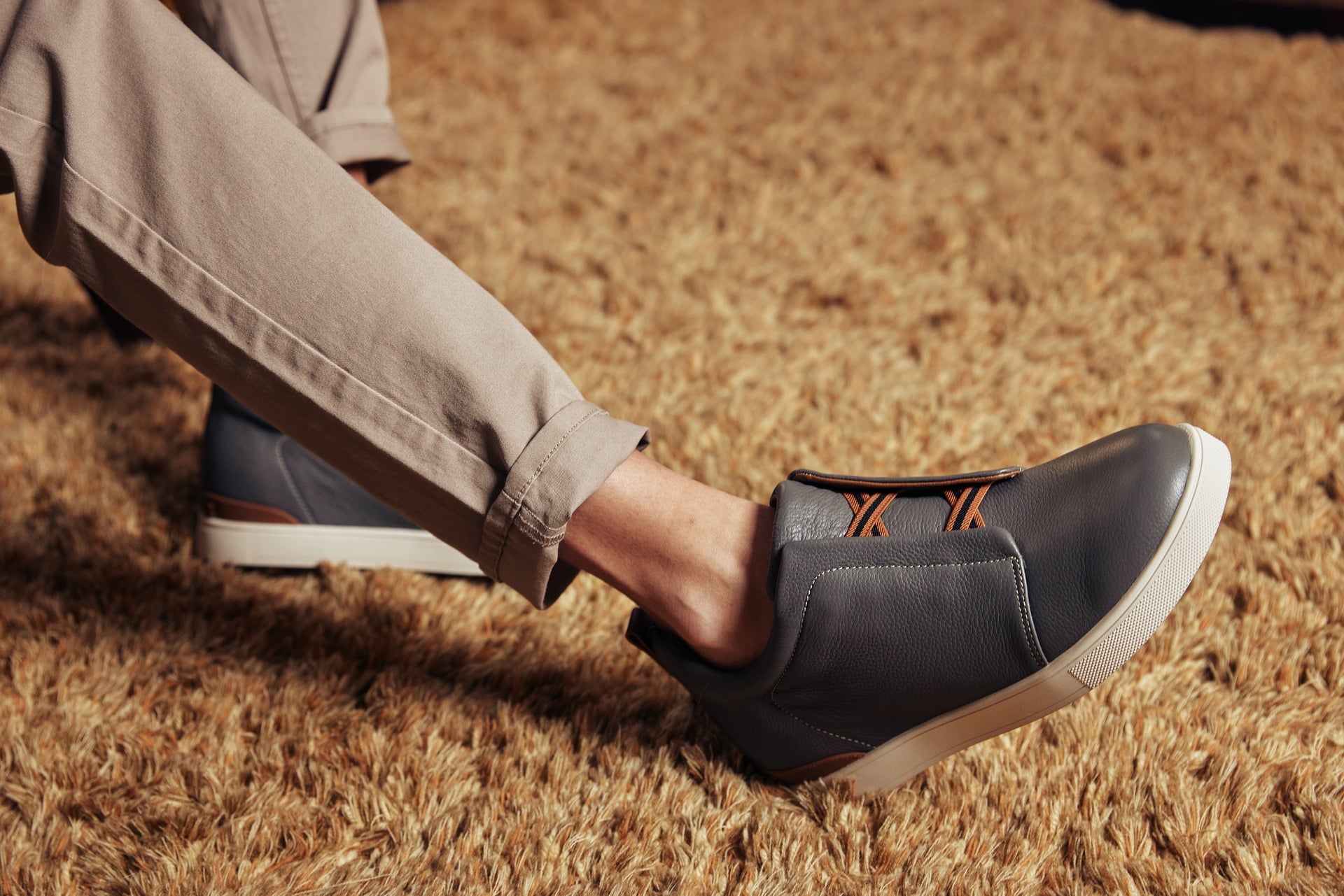 Men's Grey Slip-On Snoafers J1935