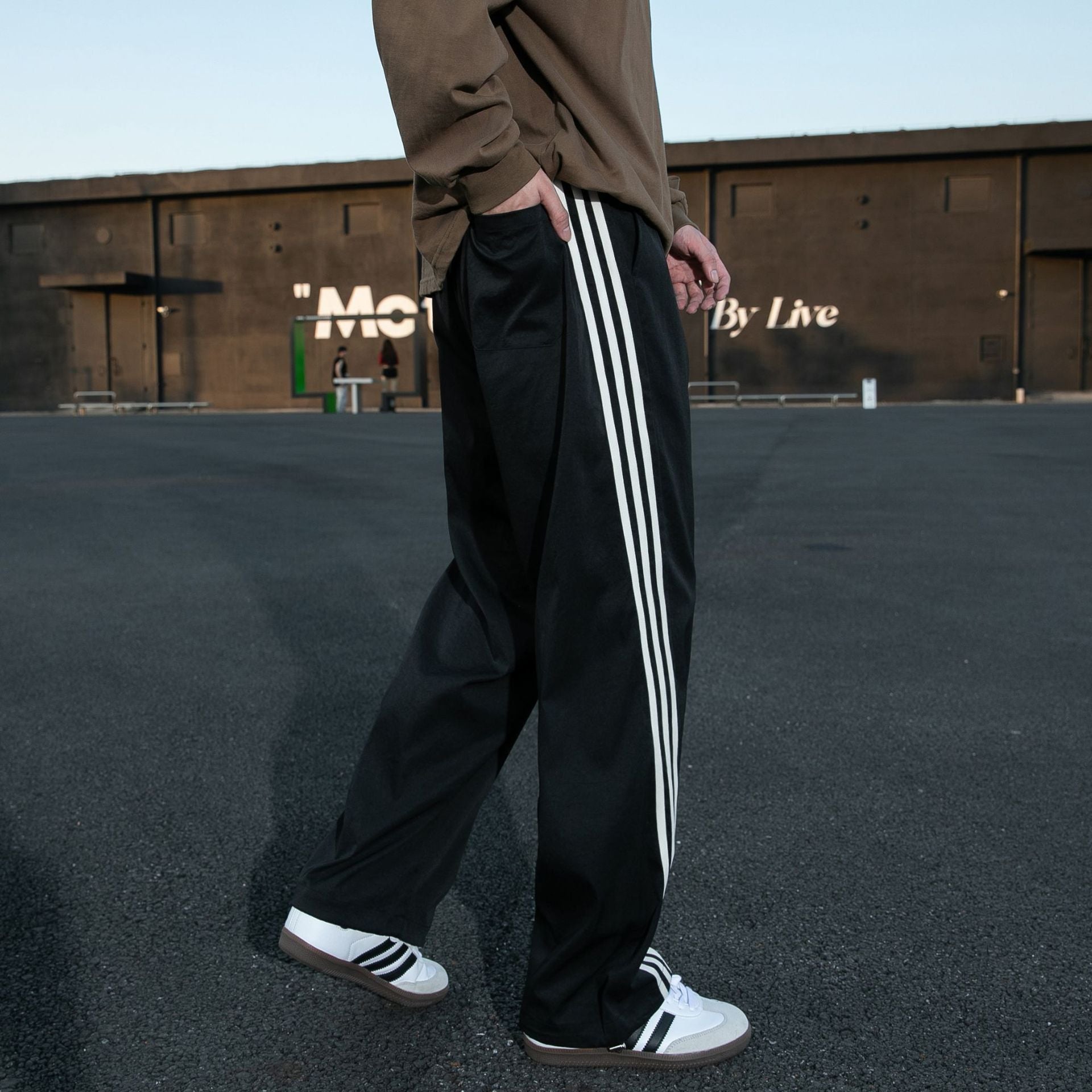 Unisex Striped Trim Wide Leg Sweatpants