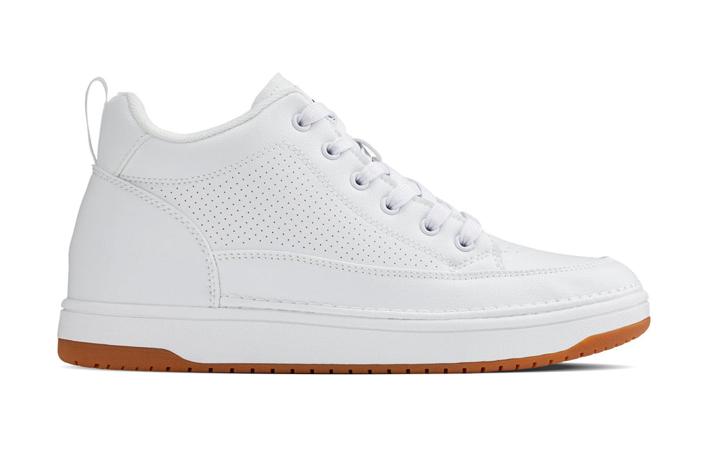 Men's White & Gum Sole Elevated Leatherette Micro-Perforated Sneakers Q272