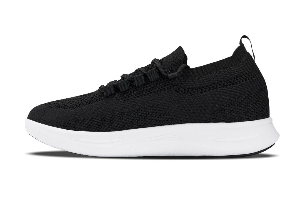 Men's Black & White Lightweight Knitted Sneakers QA062