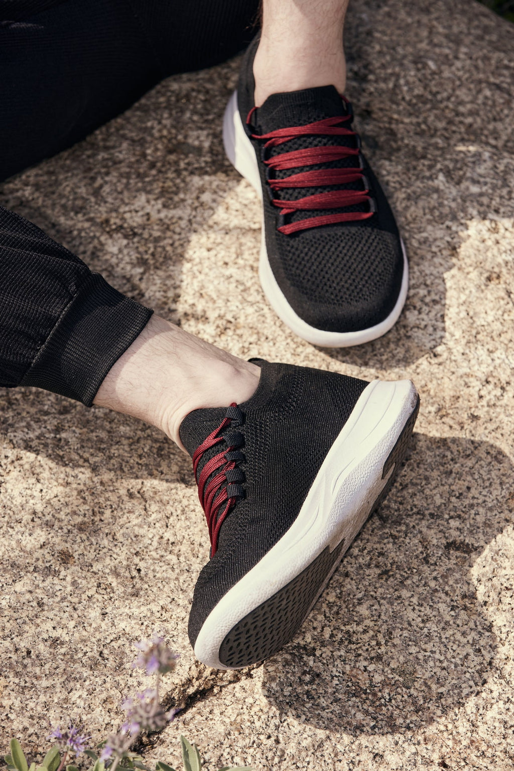 Men's Black Red & White Lightweight Knitted Sneakers QA064