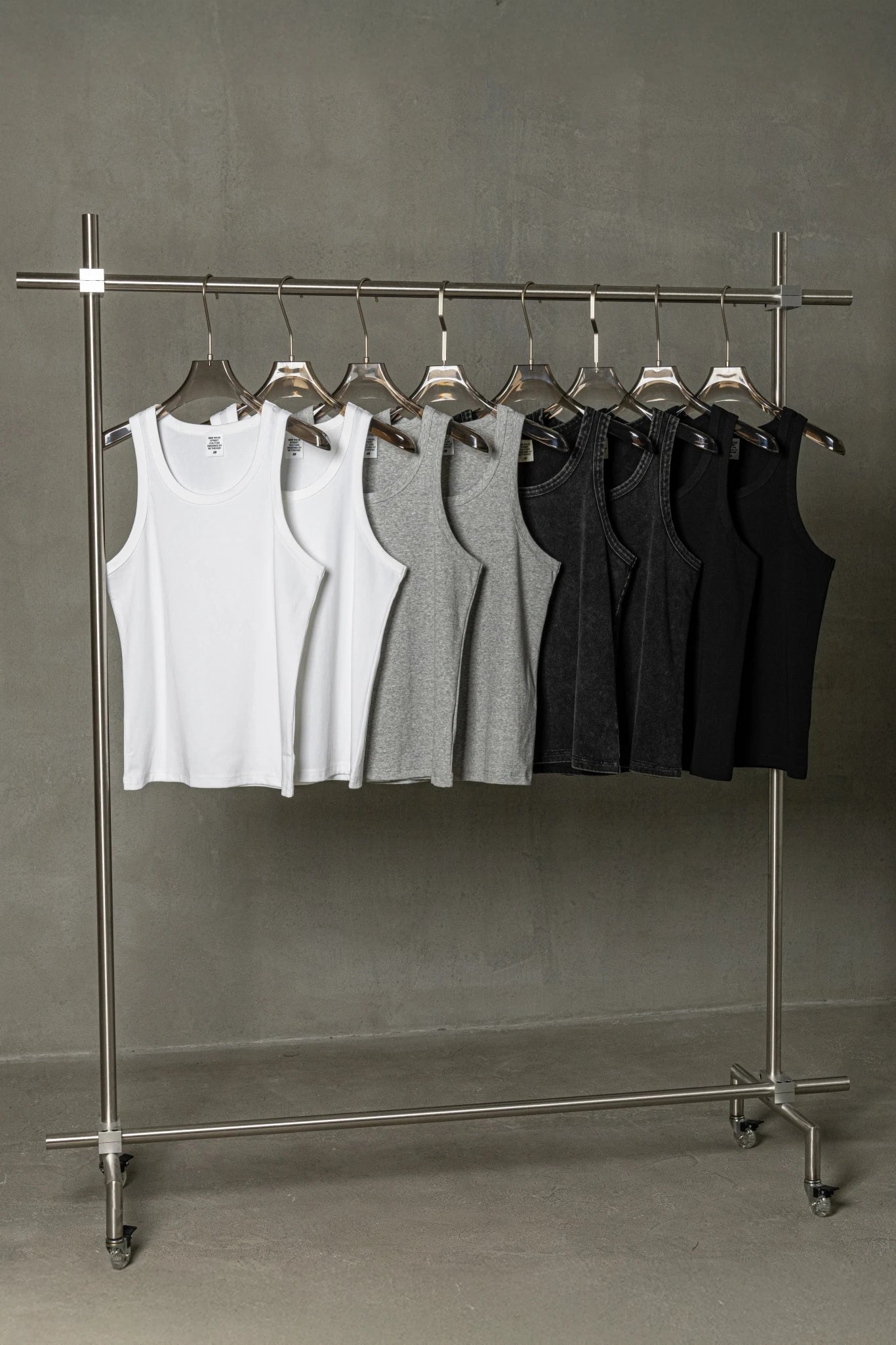 Summer Tank Top – Minimalist, Loose-Fit Workout Vest