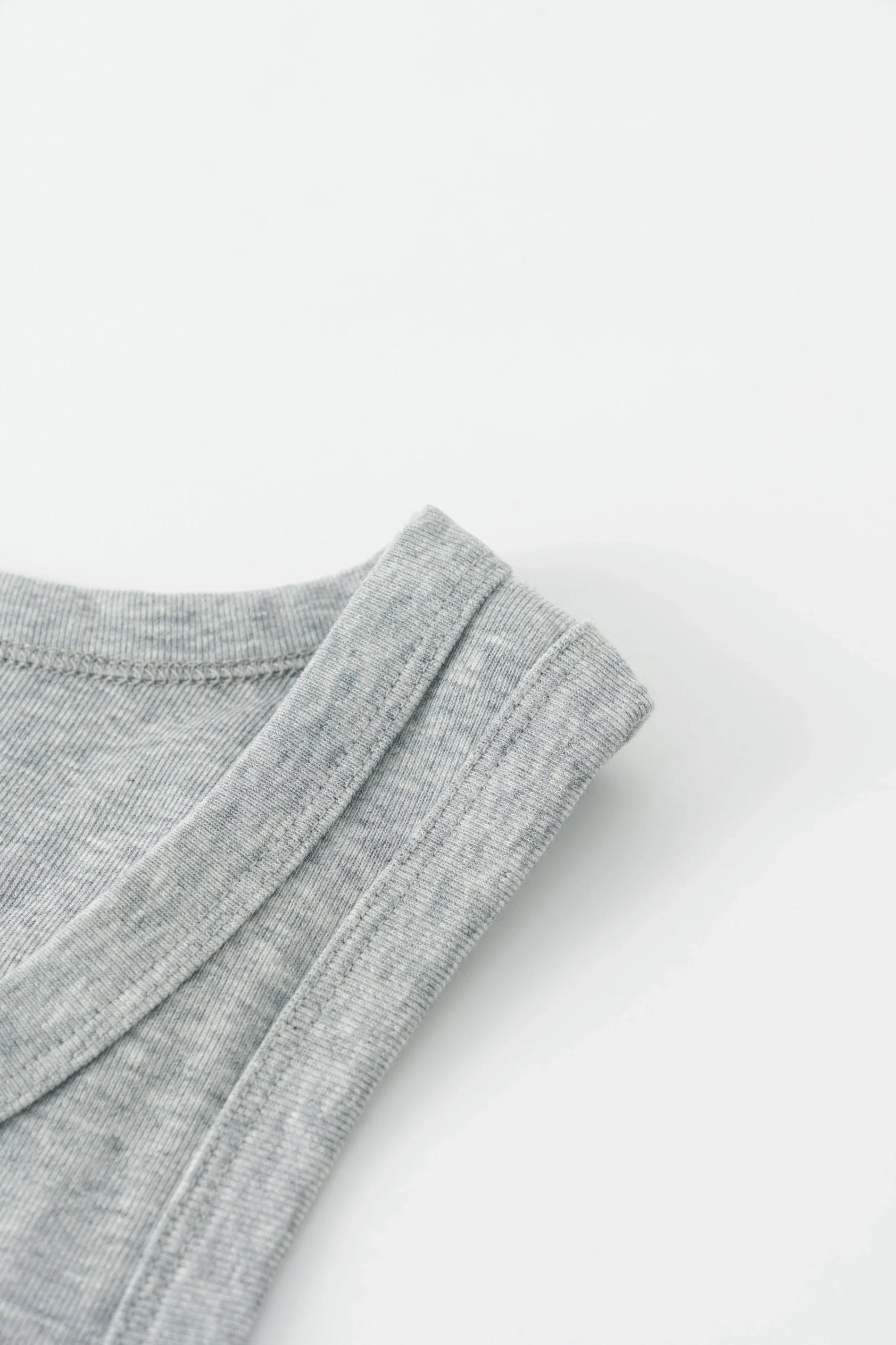 Summer Tank Top – Minimalist, Loose-Fit Workout Vest