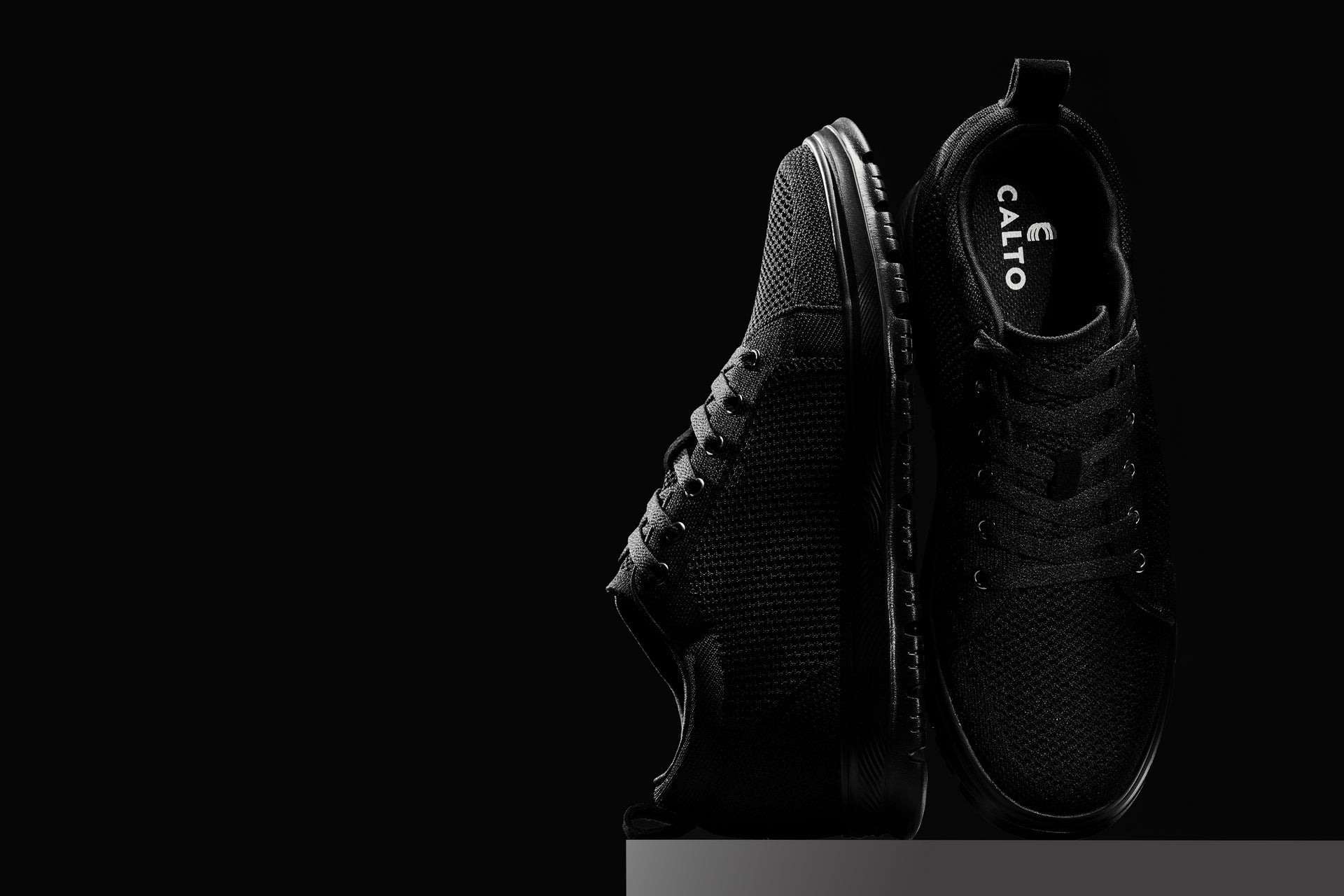 Men's Black Lace Up Casual Sneaker Lightweight X2320