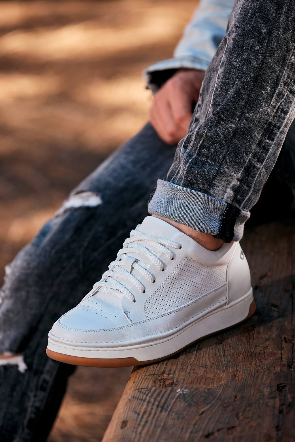 Men's White & Gum Sole Elevated Micro-Perforated Leather Sneakers Y7932