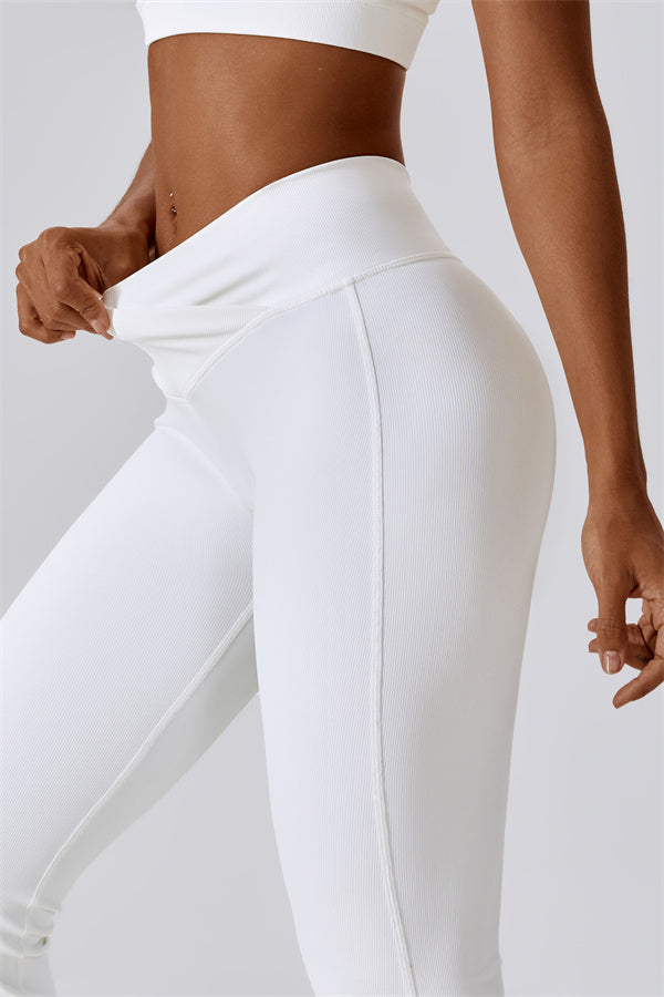 Penelope Sports Bra & High-Waisted Leggings Set