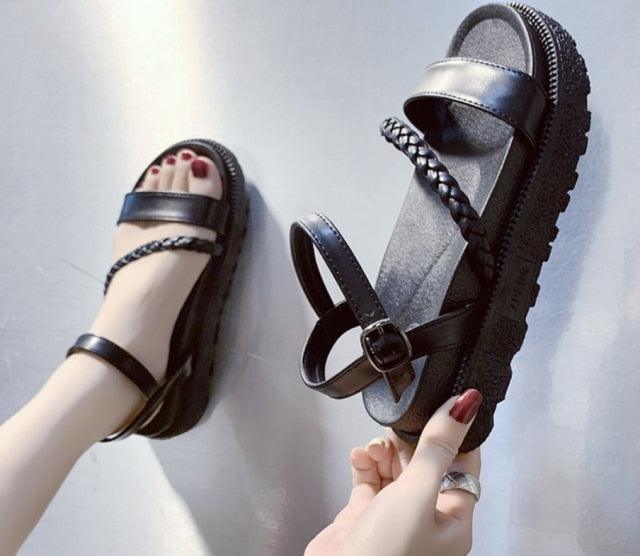 Black Summer Women's Flat Platform Sandals: Soft Leather, Casual Open Toe, Comfort Footbed, Double Buckle, Adjustable, Non-Slip Shoes