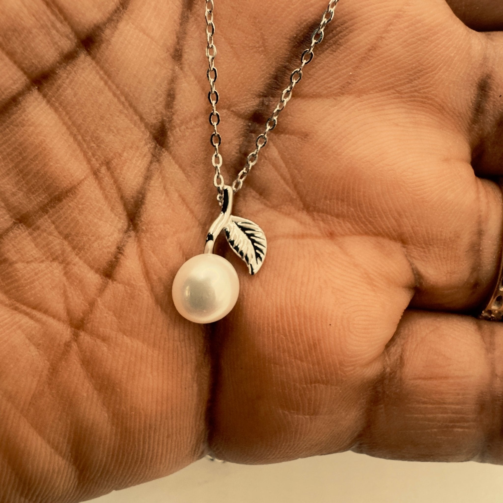 Elegant Pearl Leaf Necklace - 925 Sterling Silver Nature-Inspired Jewelry | Child & Teen Safe | Amtikiss Casuals