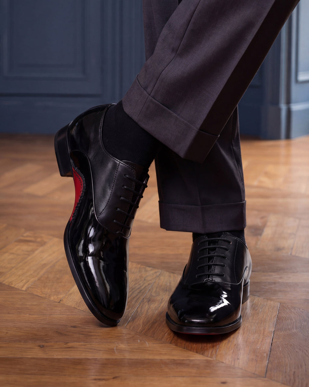 The Royal Hand Craft Black Patent Leather Plain Toe Oxford Men Shoe