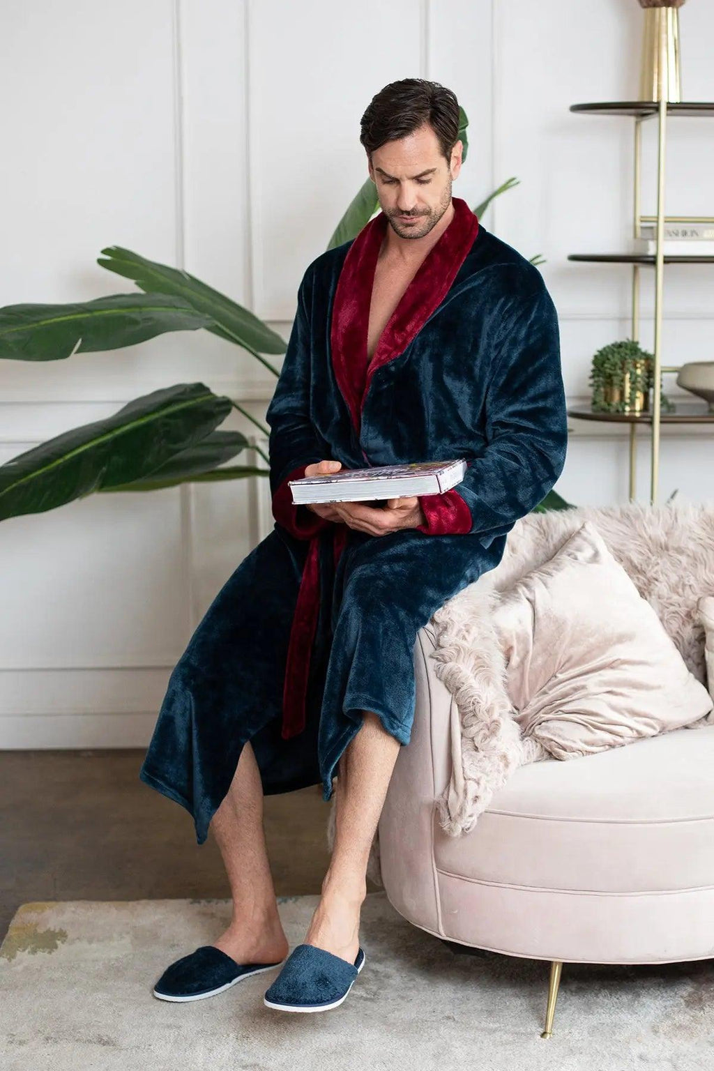Cozy Men's Plush Robes – Built for Comfort, Designed to Last with available Personalization Add-on